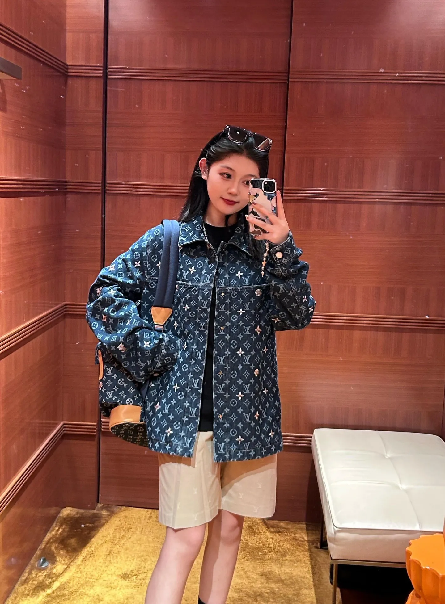 Louis Vuitton/Louis Vuitton all-over logo daisy embroidered denim jacket